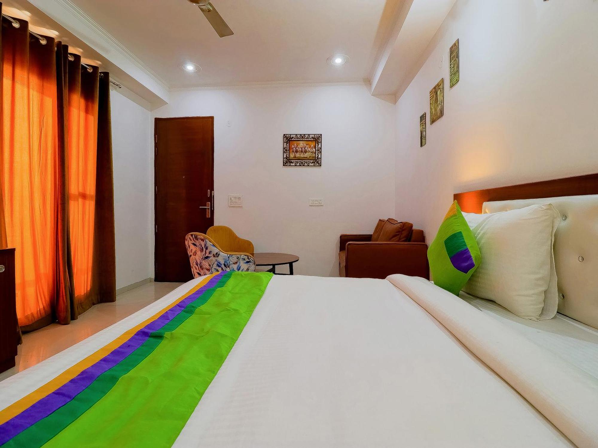 Treebo Rejoice 52 - 3Km From Huda City Metro Station Badshahpur Eksteriør bilde
